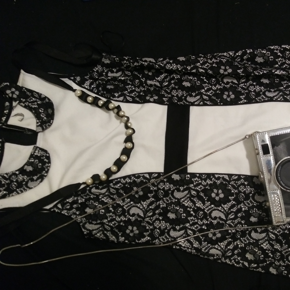 Nwot Elle brand sheath dress